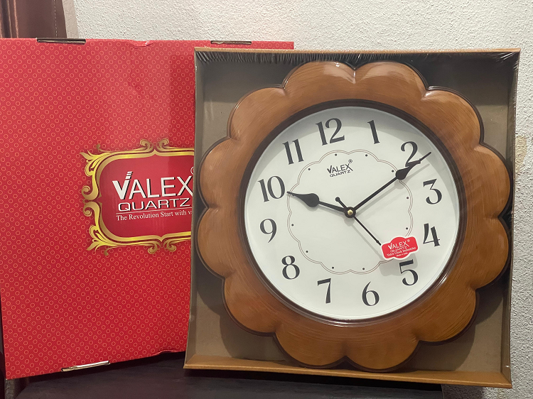 Valex Quartz Flower Shape Wall Clock - VQ-28