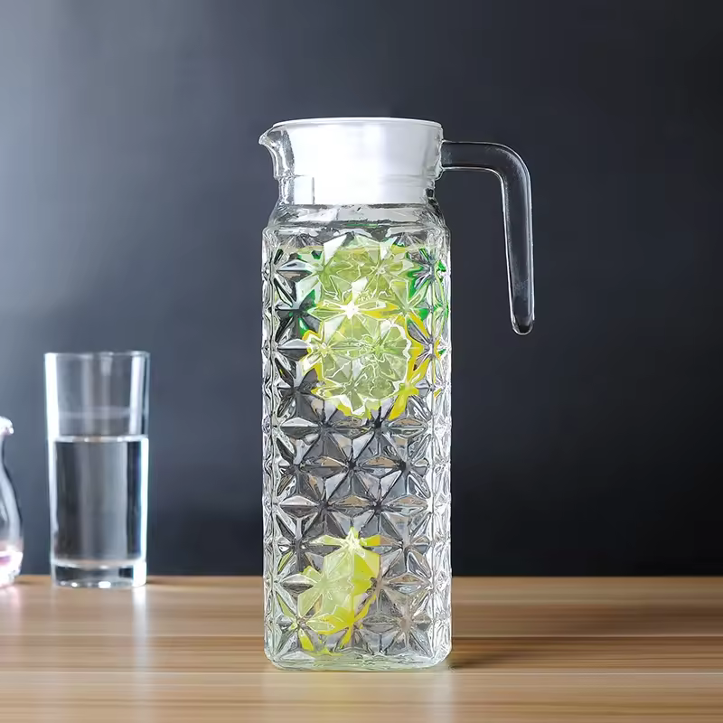 1.L Diamond Design Glass Jug