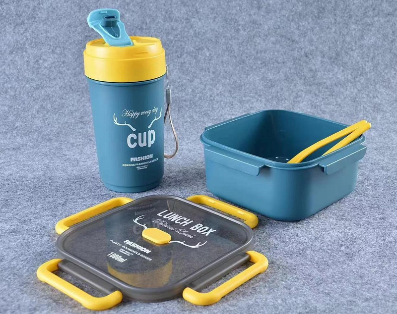 Bento Kids Lunch Box With Watter Bottle